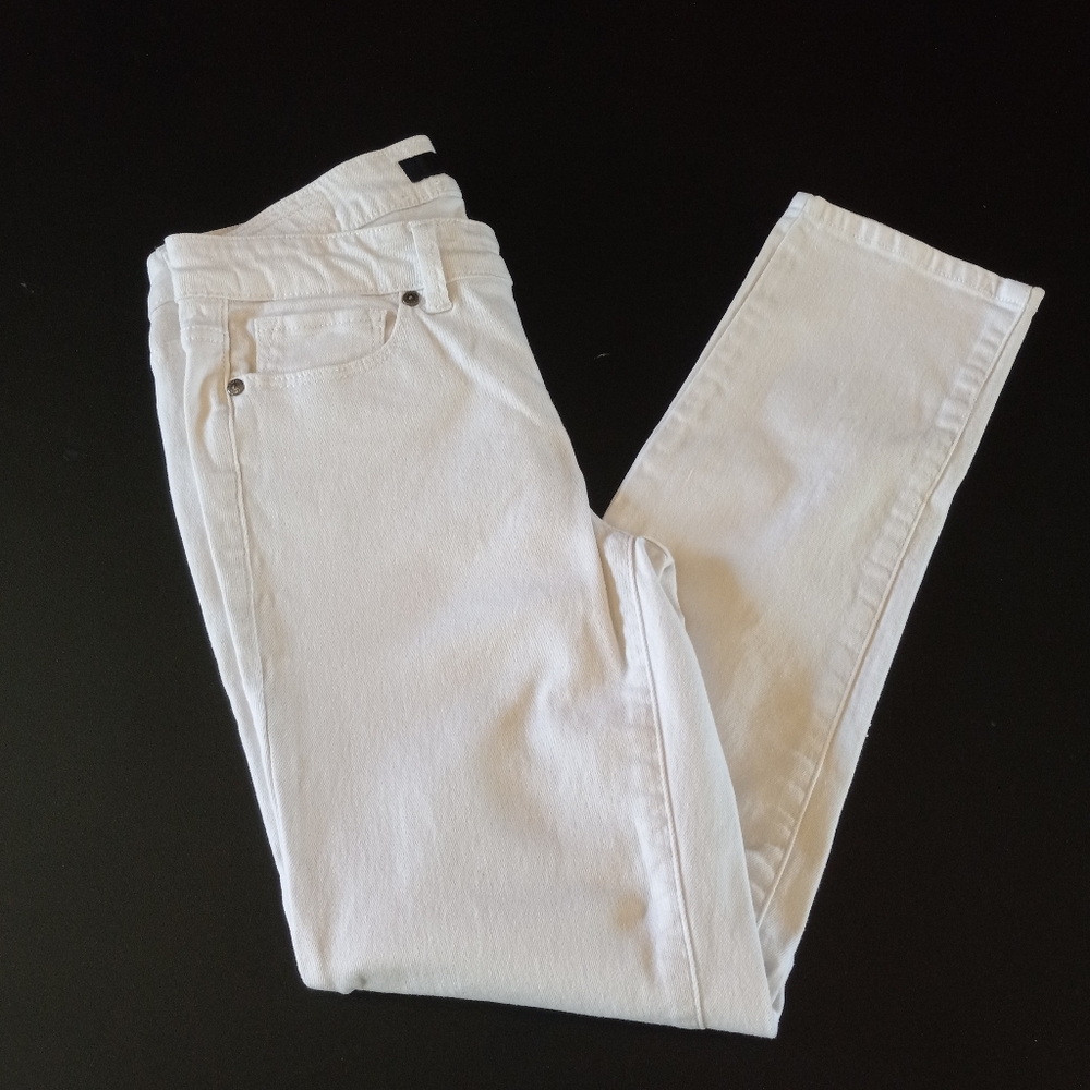 Women's Calvin Klein White Jeans Ultimate Skinny Sz 28/6
